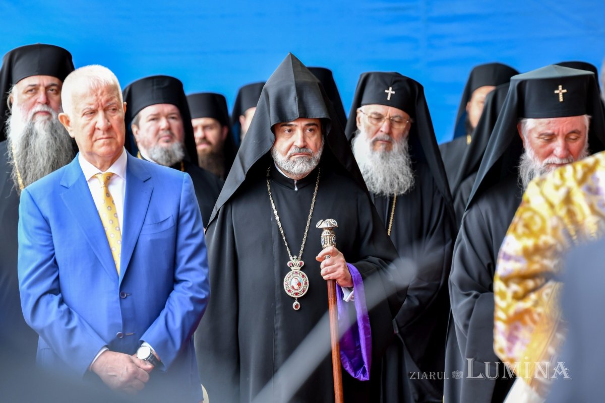 Rugăciune și mulțumire la împlinirea a 70 de ani de viață ai Patriarhului României  177975