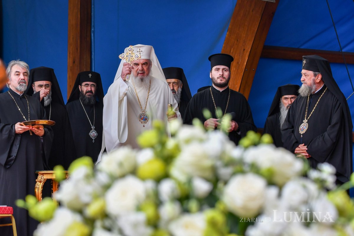 Rugăciune și mulțumire la împlinirea a 70 de ani de viață ai Patriarhului României  177978