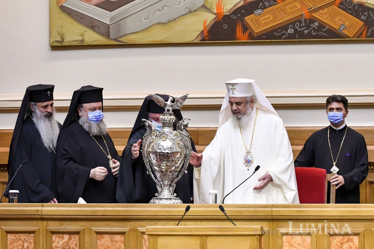 Vas binecuvântat, purtător al darurilor duhovnicești pentru Patriarhul României 177887