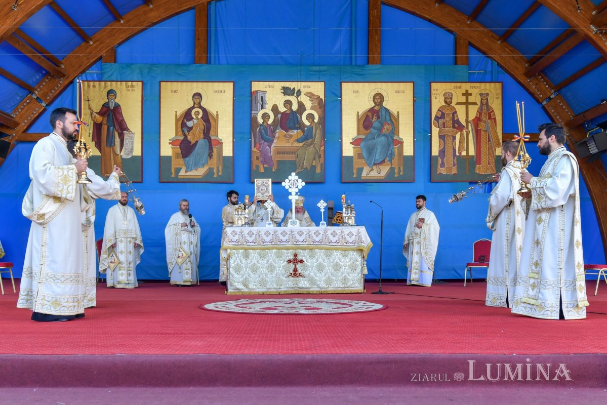 Duminica a 5-a după Rusalii la Catedrala Patriarhală 178147