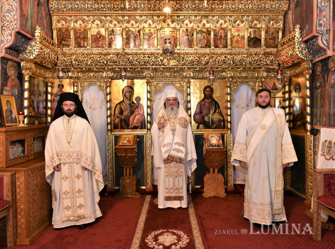 „Hristos Domnul redă oamenilor demnitatea, libertatea şi bunătatea sufletului” 178175