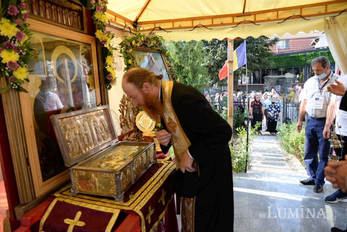 Procesiune de hram la Biserica „Sfântul Pantelimon”-Foişorul de Foc din București 178347