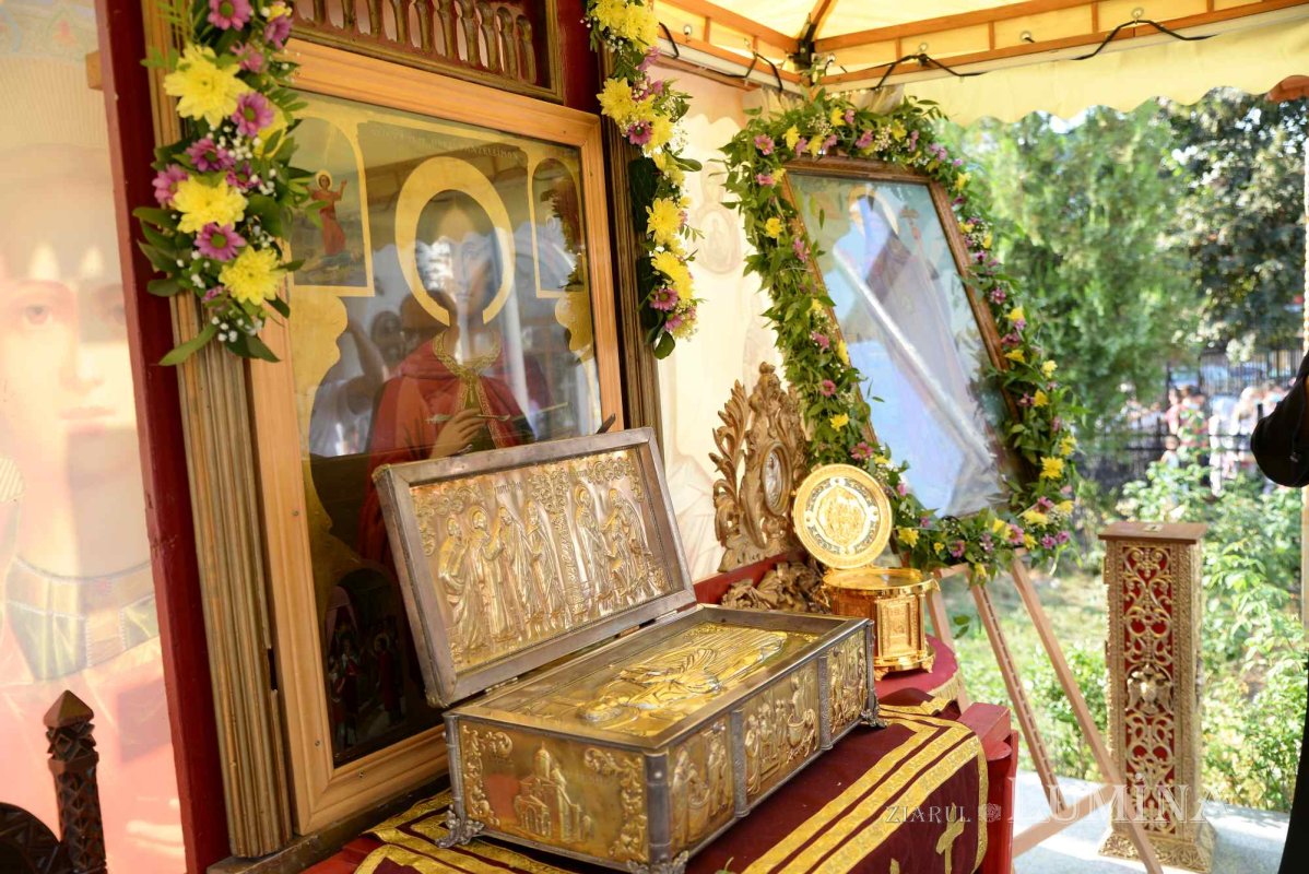 Procesiune de hram la Biserica „Sfântul Pantelimon”-Foişorul de Foc din București 178348