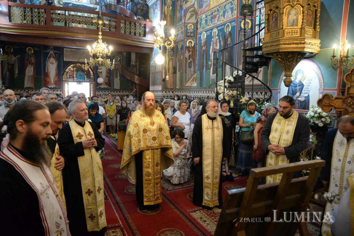 Procesiune de hram la Biserica „Sfântul Pantelimon”-Foişorul de Foc din București 178350