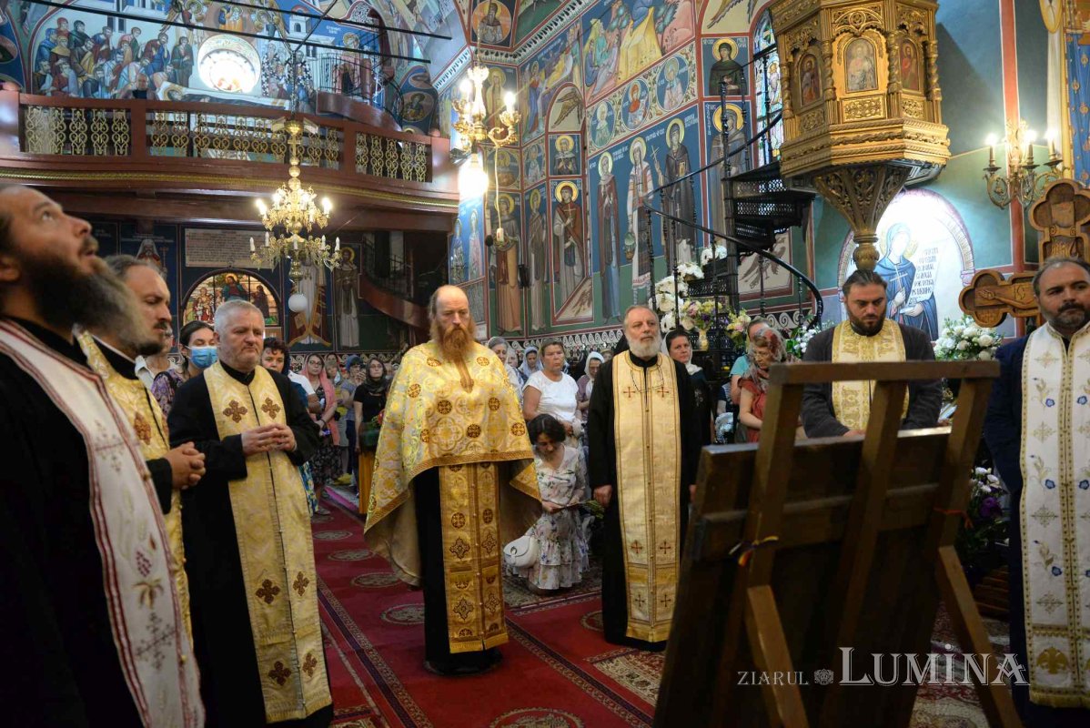 Procesiune de hram la Biserica „Sfântul Pantelimon”-Foişorul de Foc din București 178351