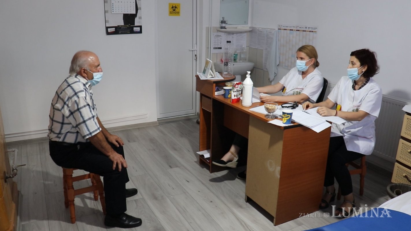 Asistenţă medicală pentru 80 de persoane din localitatea prahoveană Pleaşa 178377