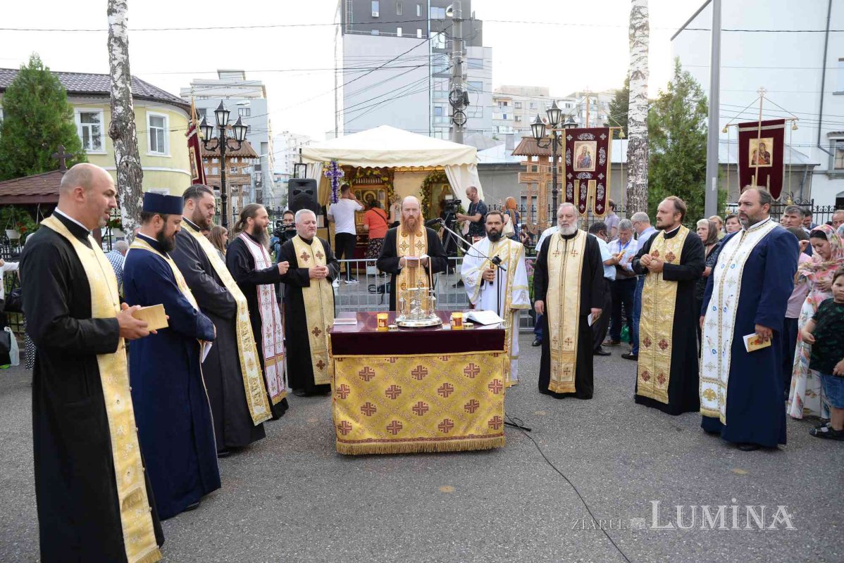 Biserica „Sfântul Pantelimon”‑Foișorul de Foc și‑a cinstit ocrotitorul 178365
