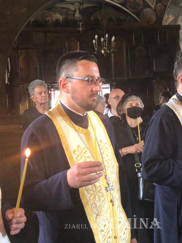 Părintele academician Mircea Păcurariu, pomenit la Sibiel 178695