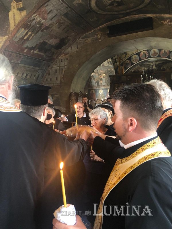 Părintele academician Mircea Păcurariu, pomenit la Sibiel 178701