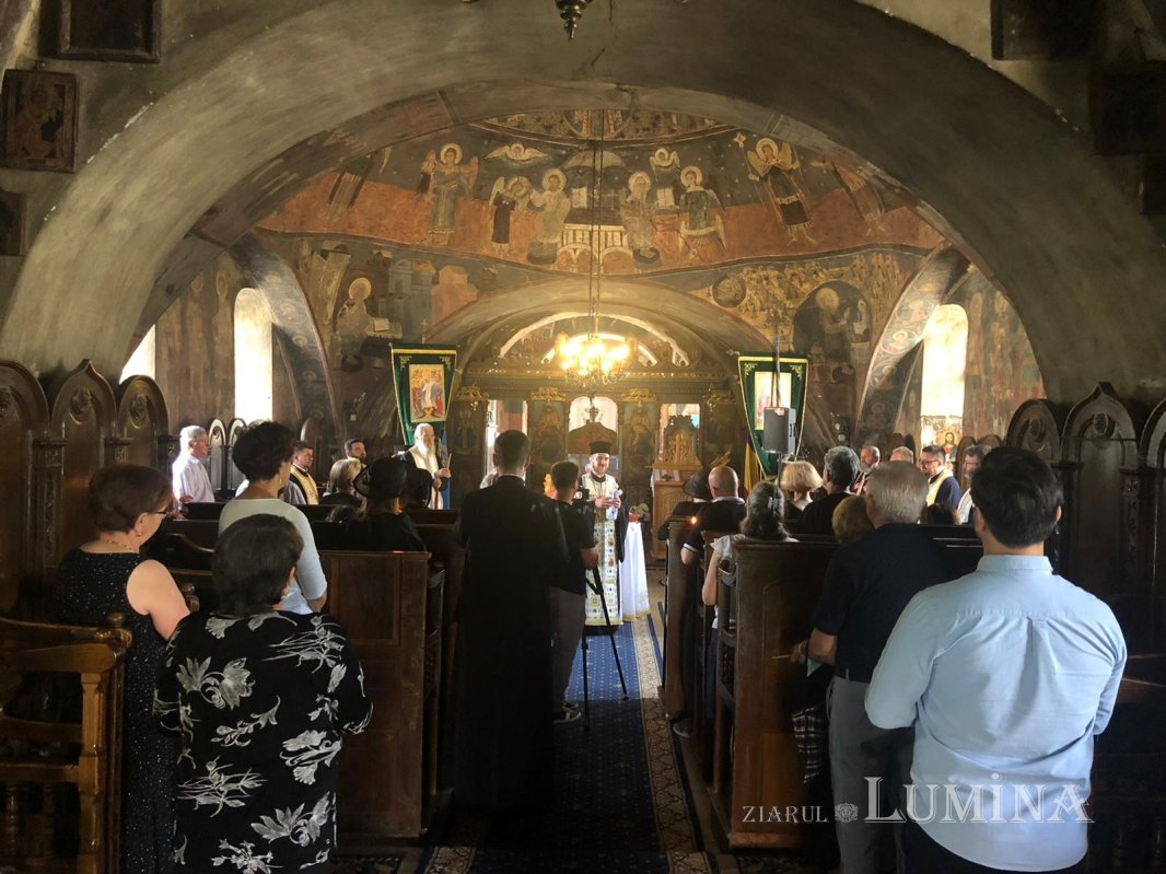 Părintele academician Mircea Păcurariu, pomenit la Sibiel 178703