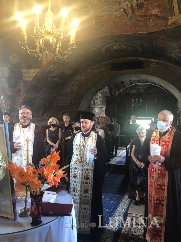 Părintele academician Mircea Păcurariu, pomenit la Sibiel 178707