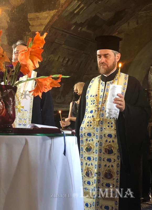 Părintele academician Mircea Păcurariu, pomenit la Sibiel 178720