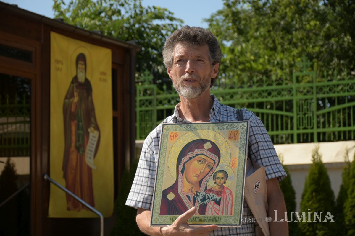 Prohodul Maicii Domnului la Catedrala Patriarhală 180303