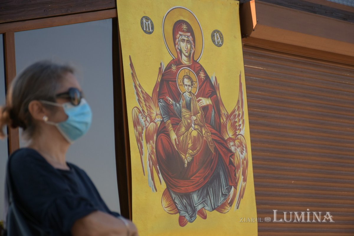 Prohodul Maicii Domnului la Catedrala Patriarhală 180318