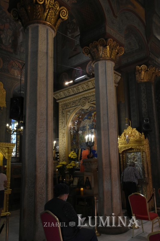 Prohodul Maicii Domnului la Catedrala Patriarhală 180320
