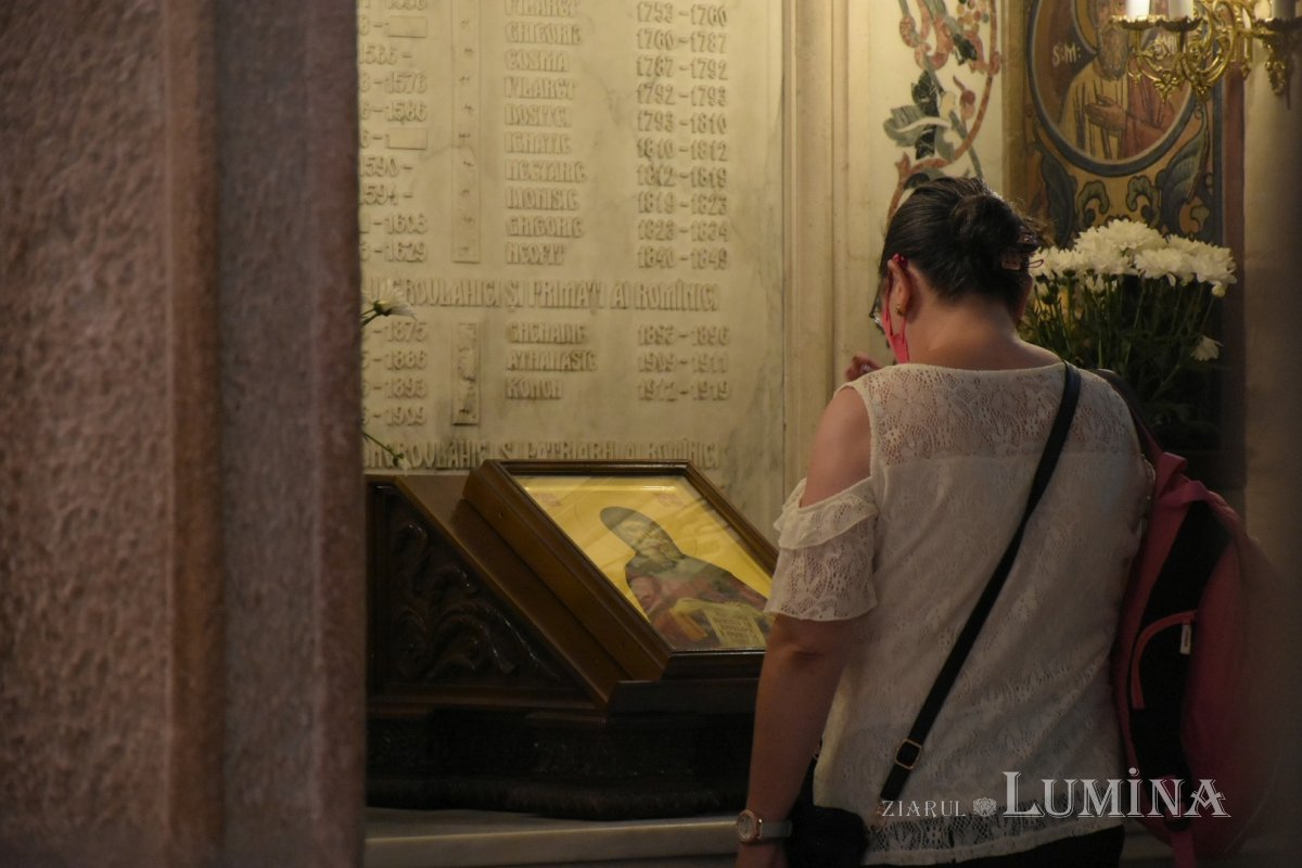 Prohodul Maicii Domnului la Catedrala Patriarhală 180326