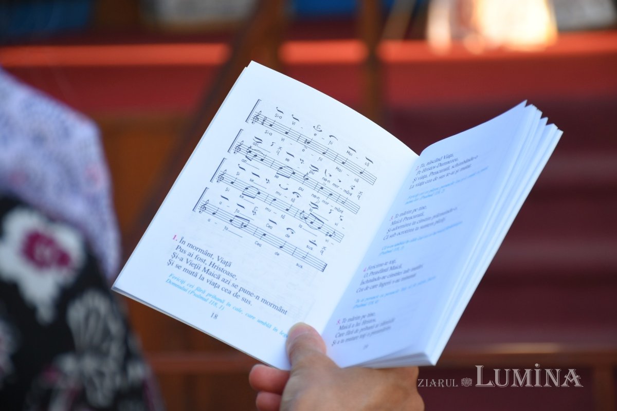 Prohodul Maicii Domnului la Catedrala Patriarhală 180366