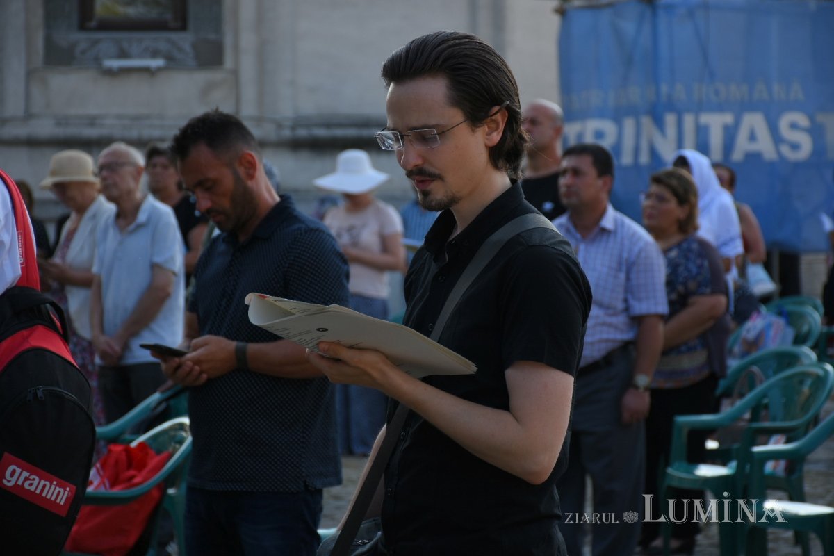 Prohodul Maicii Domnului la Catedrala Patriarhală 180367