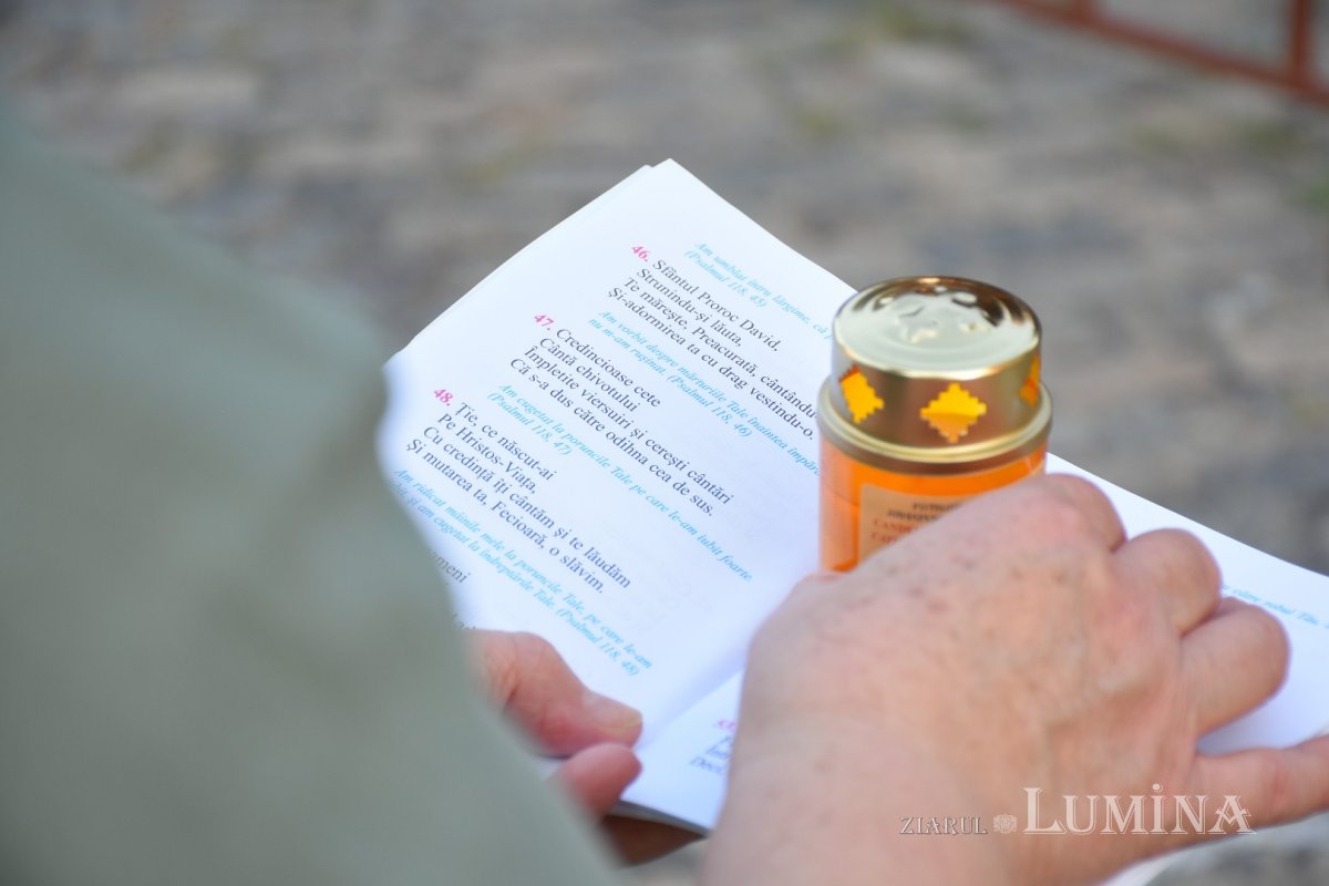 Prohodul Maicii Domnului la Catedrala Patriarhală 180382