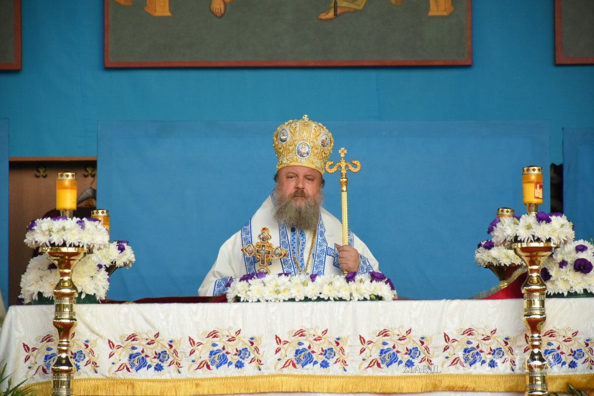 Prohodul Maicii Domnului la Catedrala Patriarhală 180385