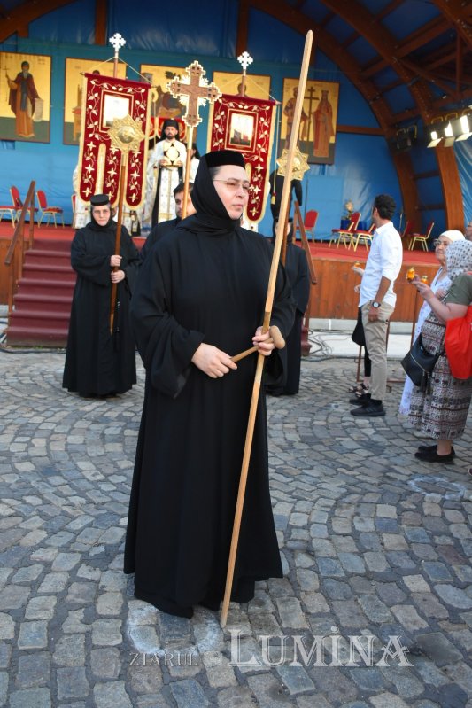 Prohodul Maicii Domnului la Catedrala Patriarhală 180388