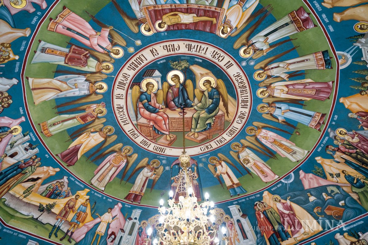 Sfințirea Altarului de vară al Mănăstirii Piatra Sfântă din Iași 180247