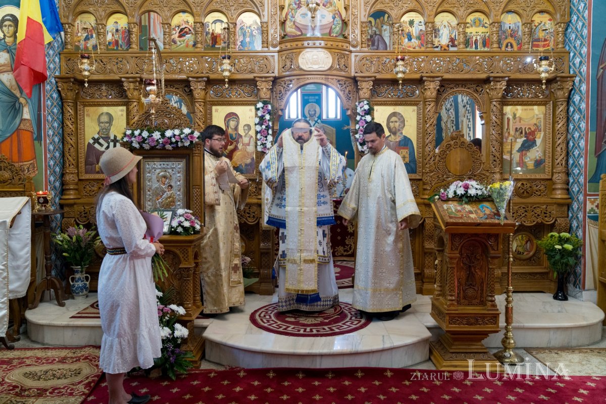 Sfințirea Altarului de vară al Mănăstirii Piatra Sfântă din Iași 180262