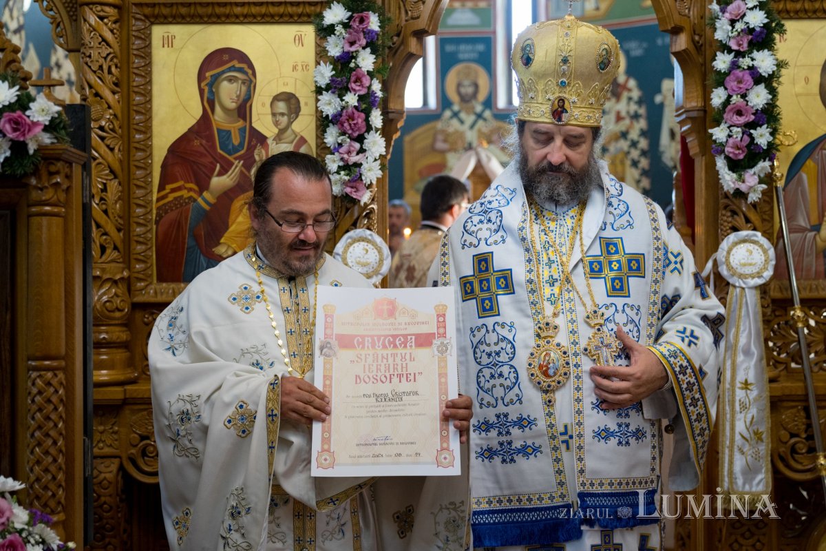 Sfințirea Altarului de vară al Mănăstirii Piatra Sfântă din Iași 180267