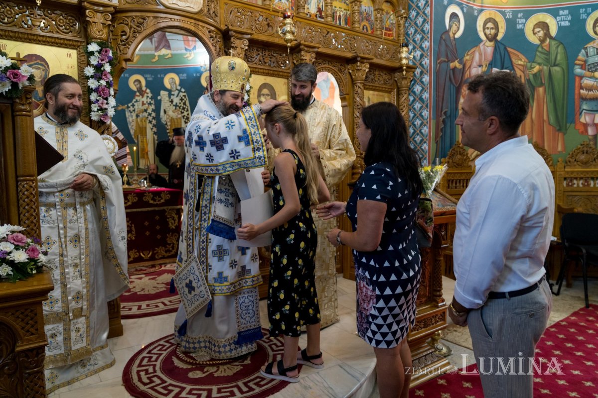 Sfințirea Altarului de vară al Mănăstirii Piatra Sfântă din Iași 180270