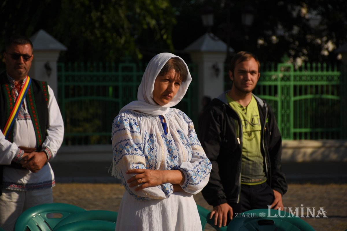 Preacinstirea Maicii Domnului pe Colina Bucuriei la sărbătoarea Adormirii sale 180468