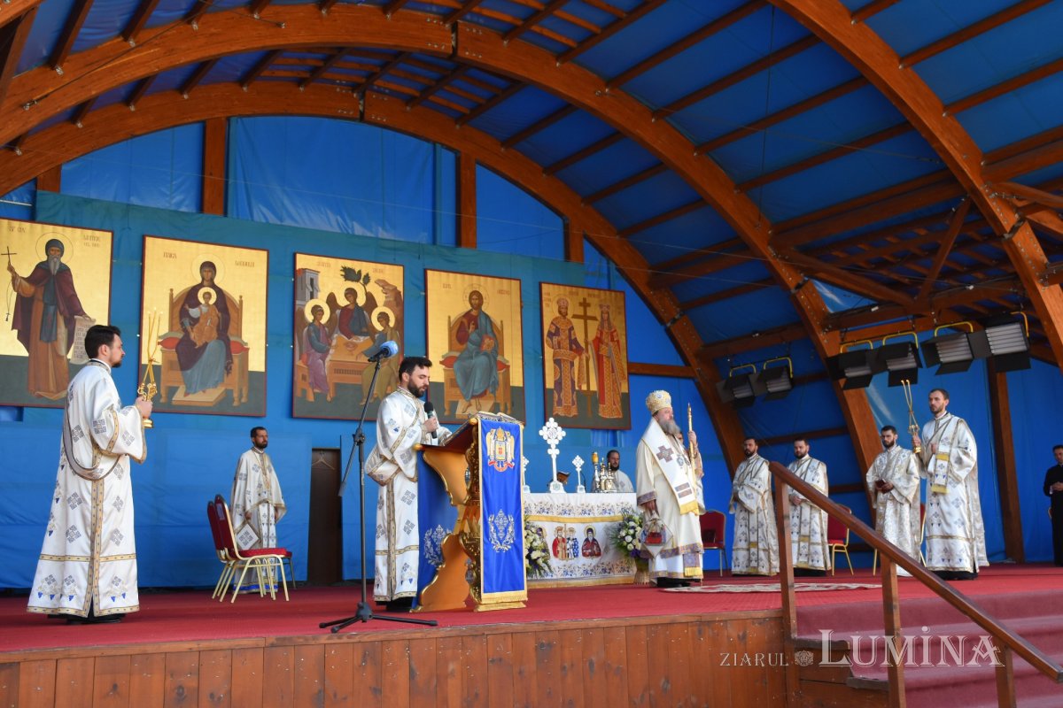 Preacinstirea Maicii Domnului pe Colina Bucuriei la sărbătoarea Adormirii sale 180480