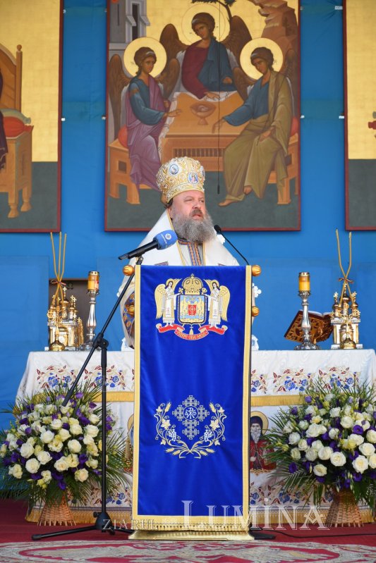 Preacinstirea Maicii Domnului pe Colina Bucuriei la sărbătoarea Adormirii sale 180482