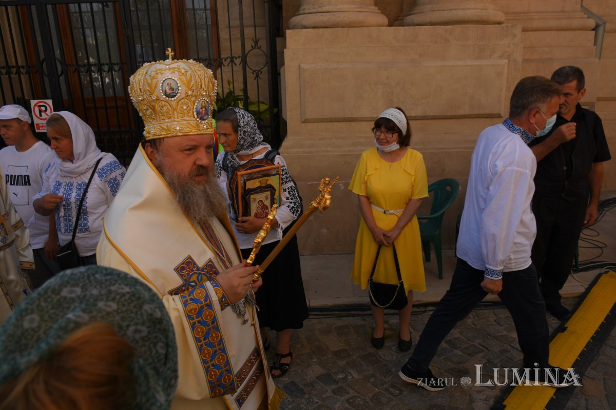 Preacinstirea Maicii Domnului pe Colina Bucuriei la sărbătoarea Adormirii sale 180499