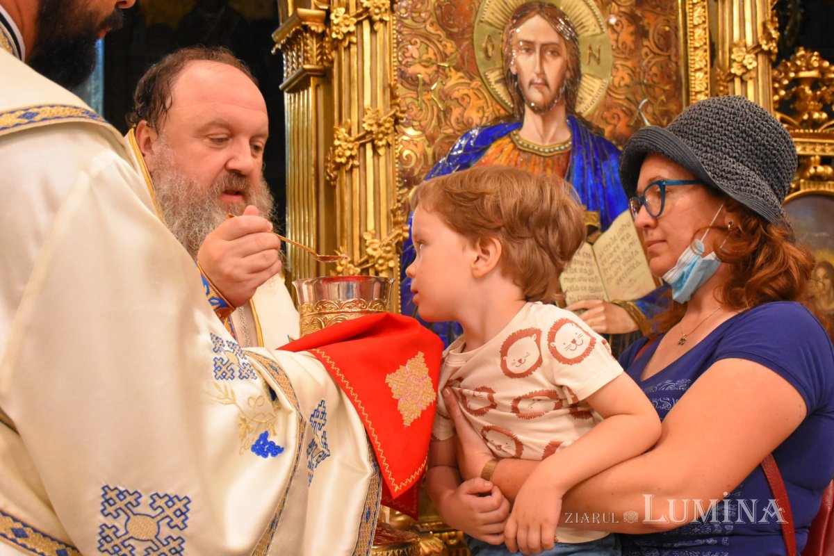 Preacinstirea Maicii Domnului pe Colina Bucuriei la sărbătoarea Adormirii sale 180501