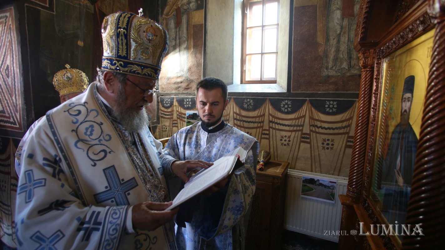 Sărbătoare la Mănăstirea Brâncoveanu de la Sâmbăta de Sus 180541