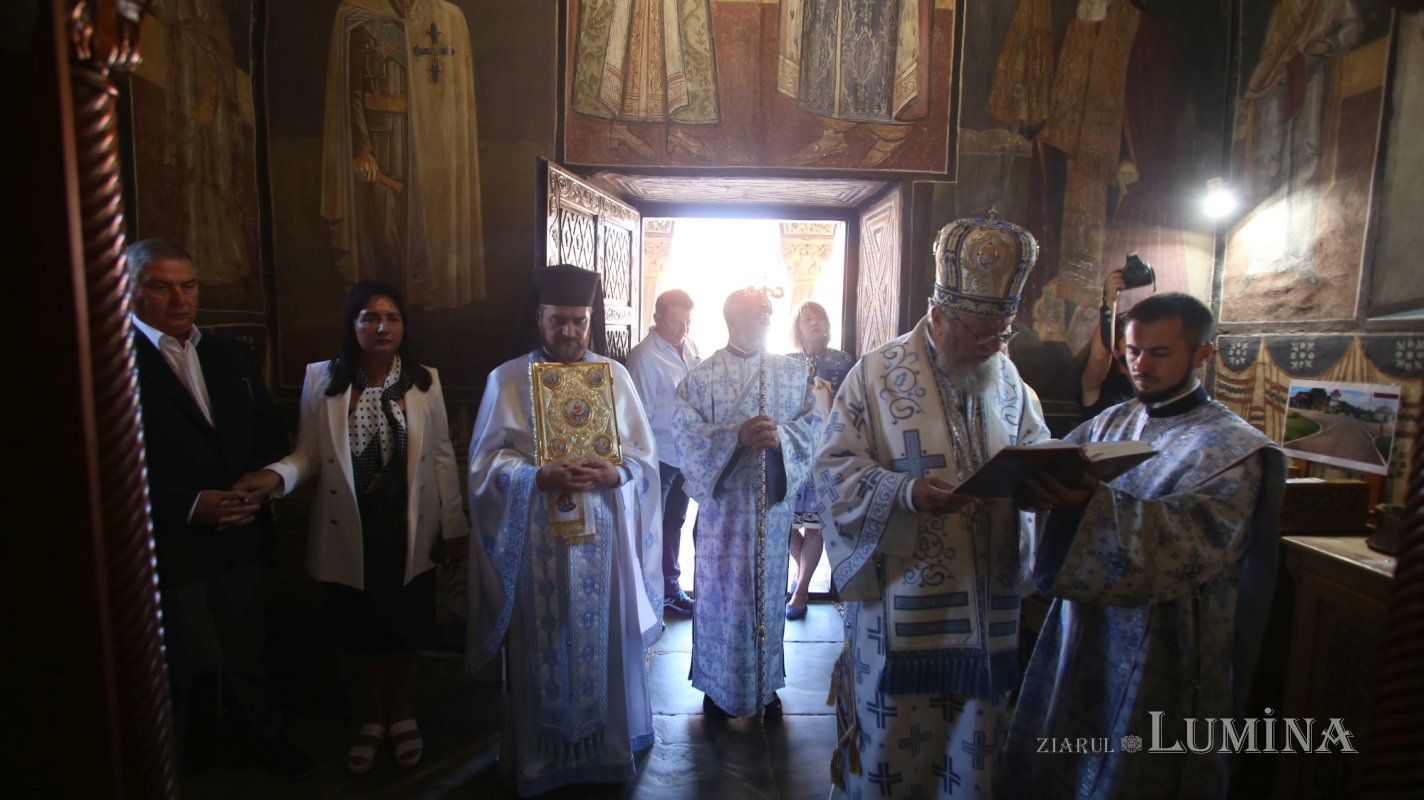 Sărbătoare la Mănăstirea Brâncoveanu de la Sâmbăta de Sus 180542