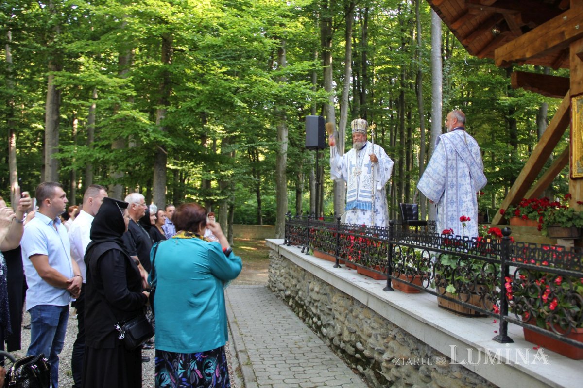 Sărbătoare la Mănăstirea Brâncoveanu de la Sâmbăta de Sus 180560