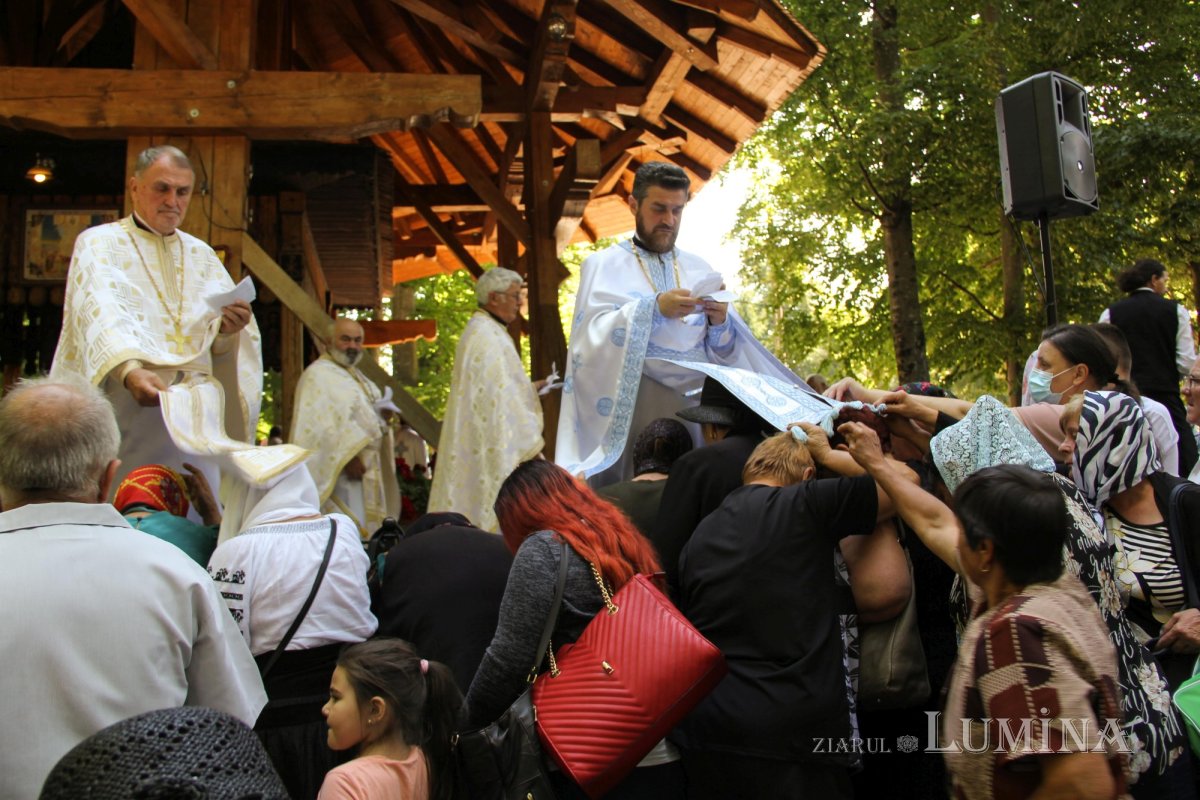 Sărbătoare la Mănăstirea Brâncoveanu de la Sâmbăta de Sus 180578