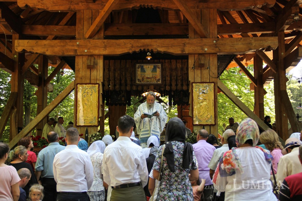 Sărbătoare la Mănăstirea Brâncoveanu de la Sâmbăta de Sus 180581