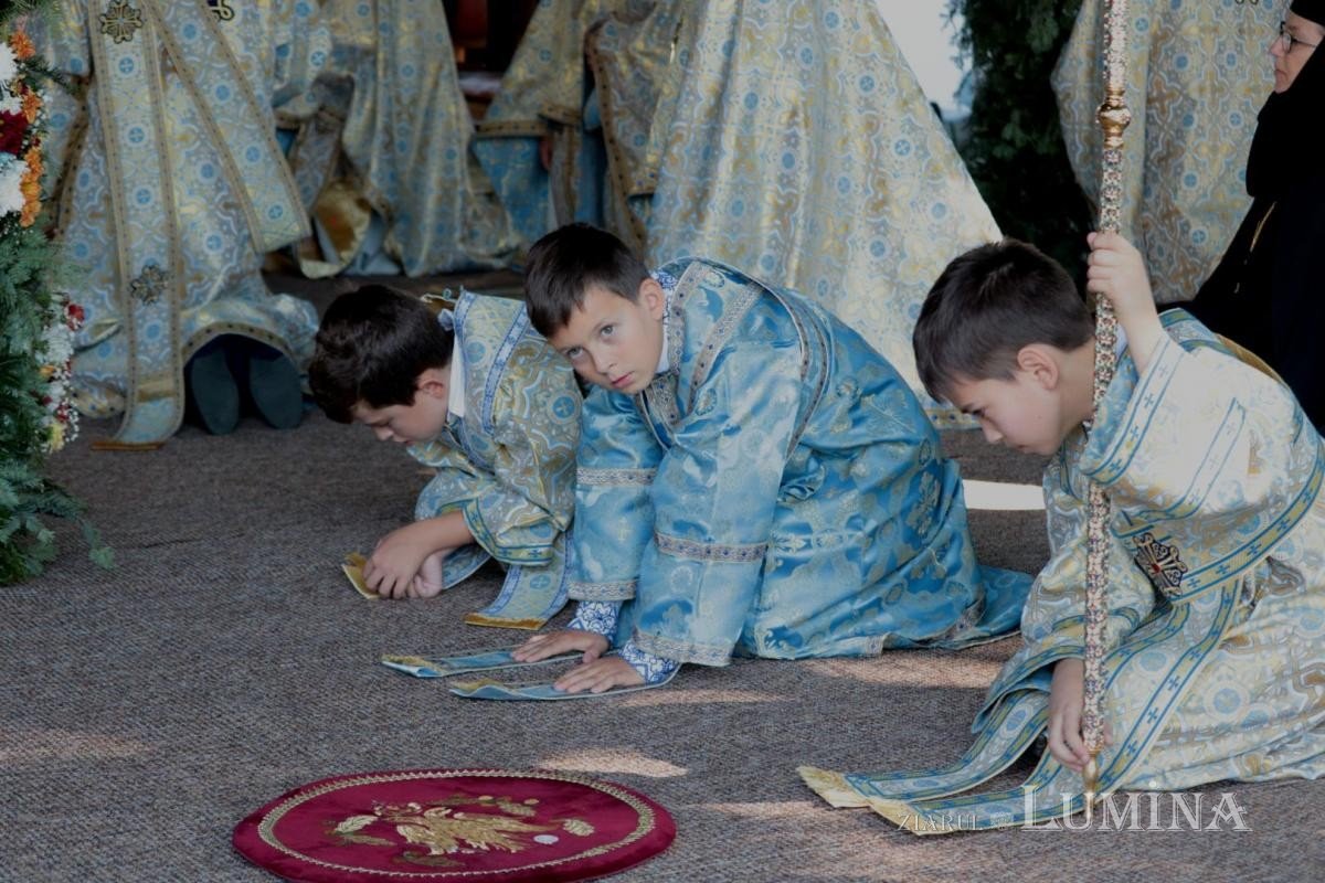 Sărbătorile Văratecului, triadă de bucurie duhovnicească 181107