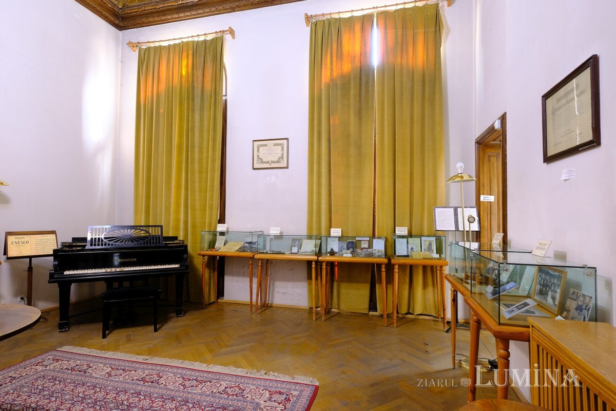 Acasă la muzica însăși 181177