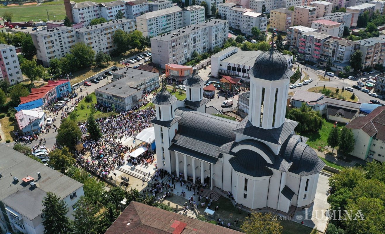 Târnosirea Bisericii „Sfânta Treime” și „Sfinții Trei Ierarhi” din Dej 181516