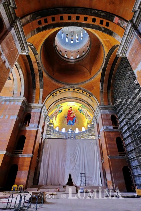 Şantierul Catedralei Naţionale la sfârşitul verii 181795