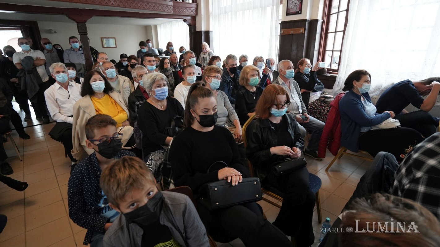 Academicianul Ioan Aurel Pop: „Icoana are un mare rol istoric” 182133