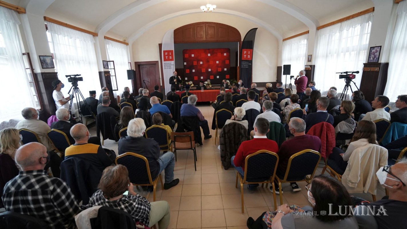 Academicianul Ioan Aurel Pop: „Icoana are un mare rol istoric” 182135