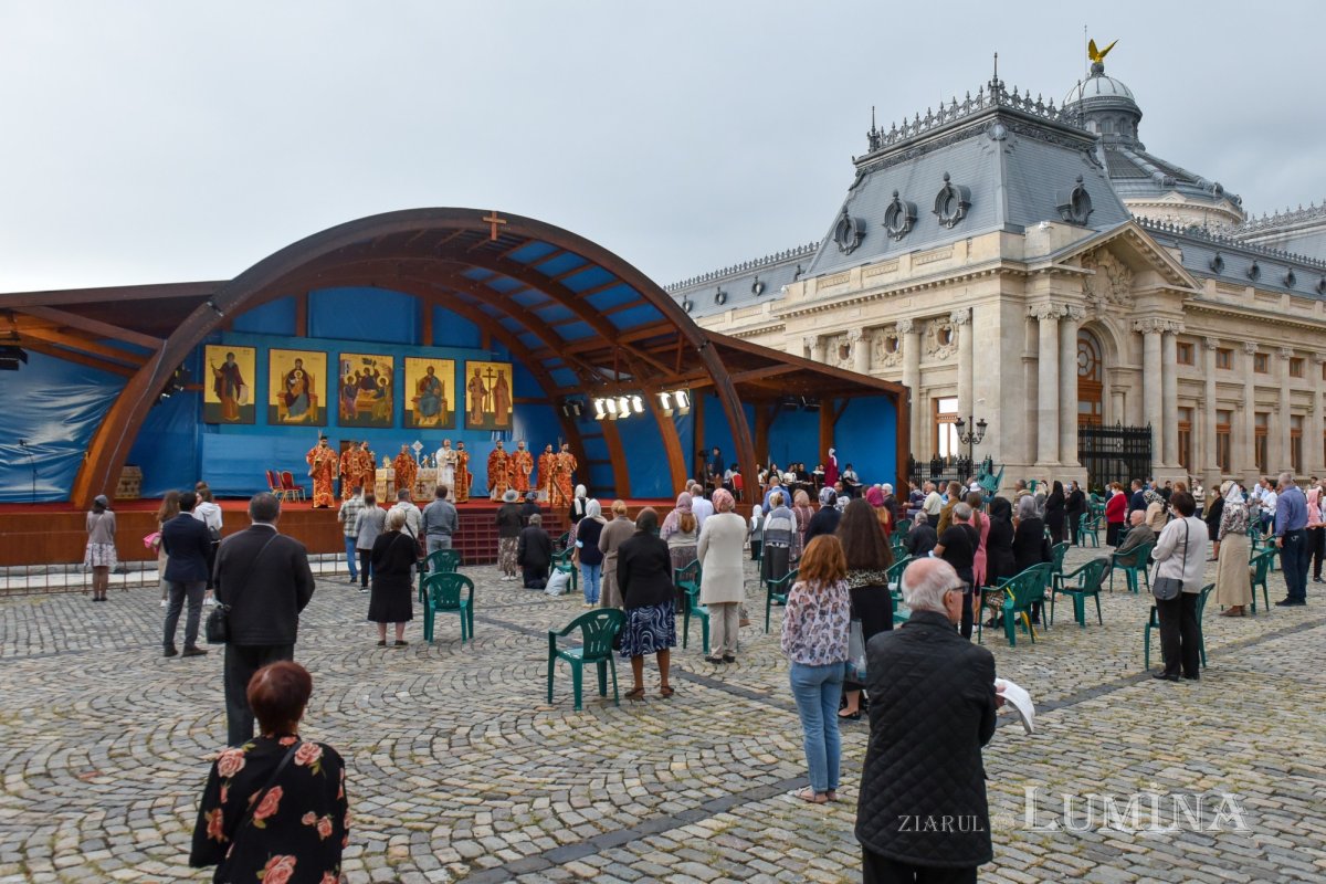 Să ne ferim atât de focul păcatelor, cât și de apa indiferenței 182037