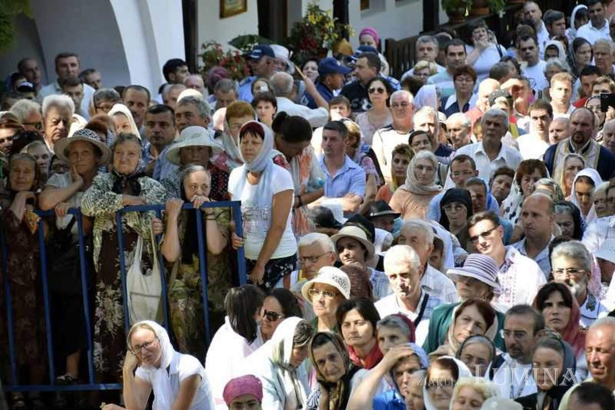 Trăitori pentru o zi în duhul și lumina sfinților de la Robaia 181732