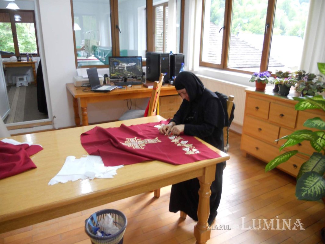 Trăitori pentru o zi în duhul și lumina sfinților de la Robaia 181737