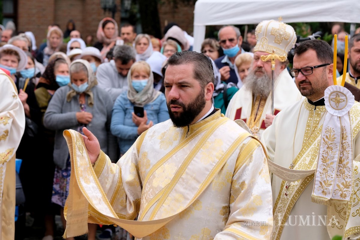 Zile de sărbătoare la Mănăstirea Plumbuita 182092