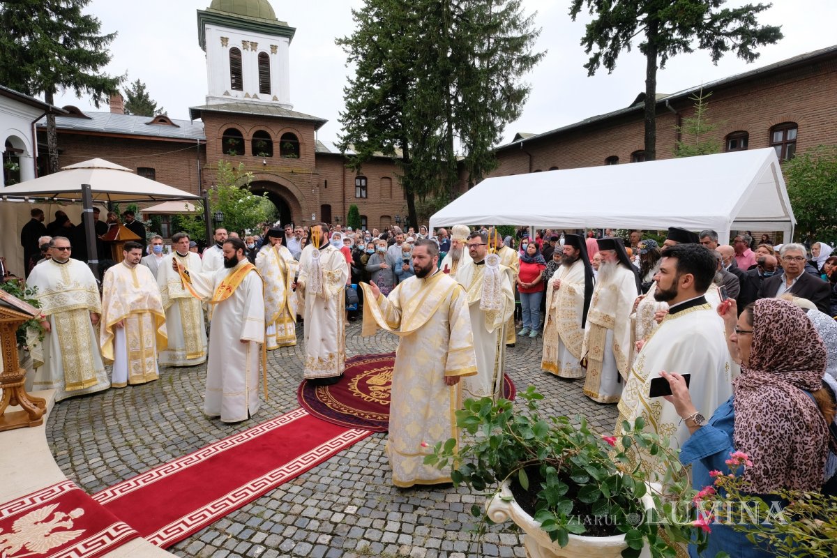 Zile de sărbătoare la Mănăstirea Plumbuita 182093